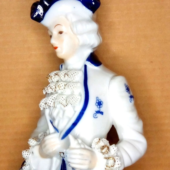 Vintage Hand Painted Porcelain George & Martha Washington by FEI - Picture 10 of 16